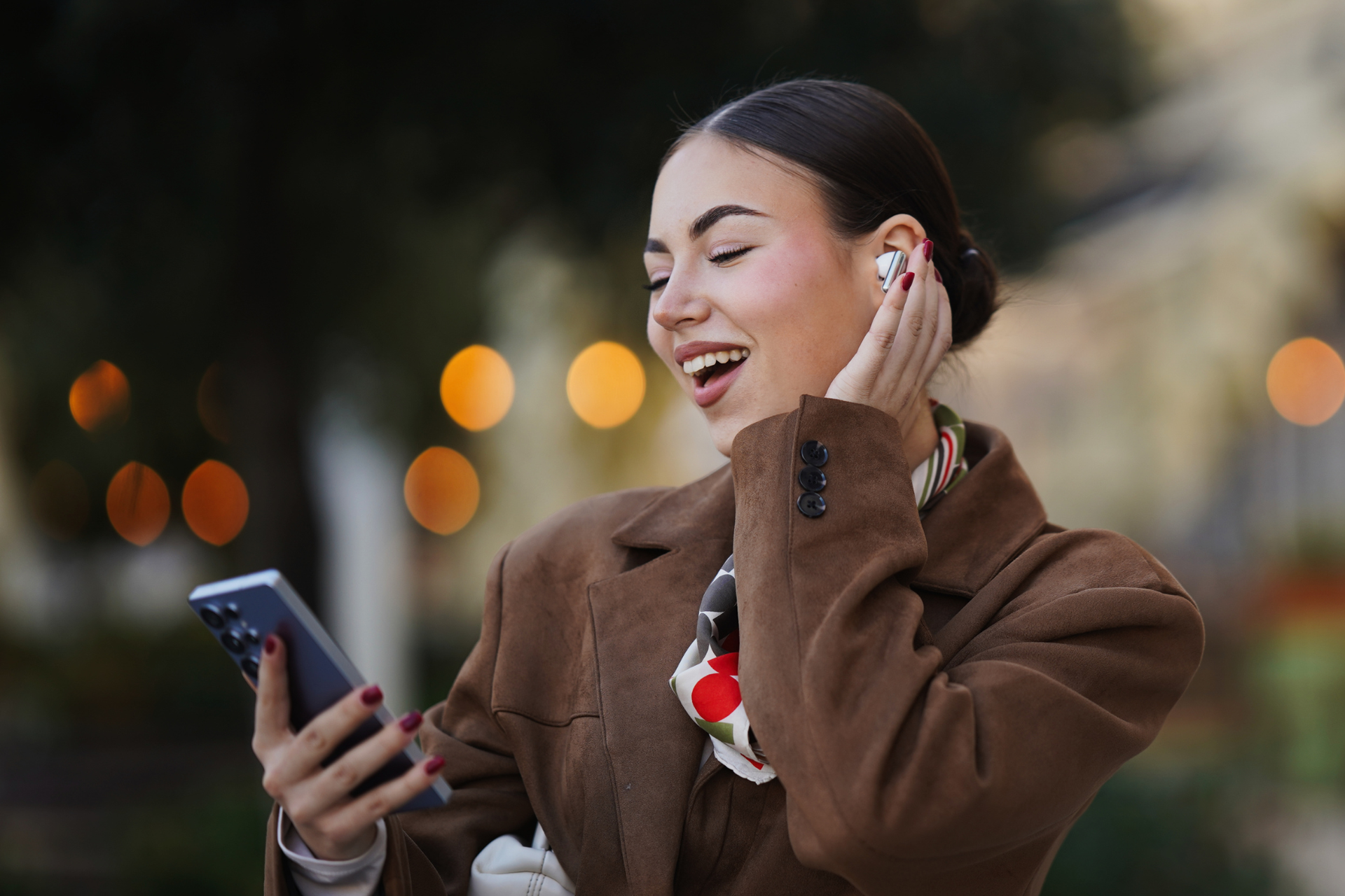 Translation missing: en.sections.video.load_video